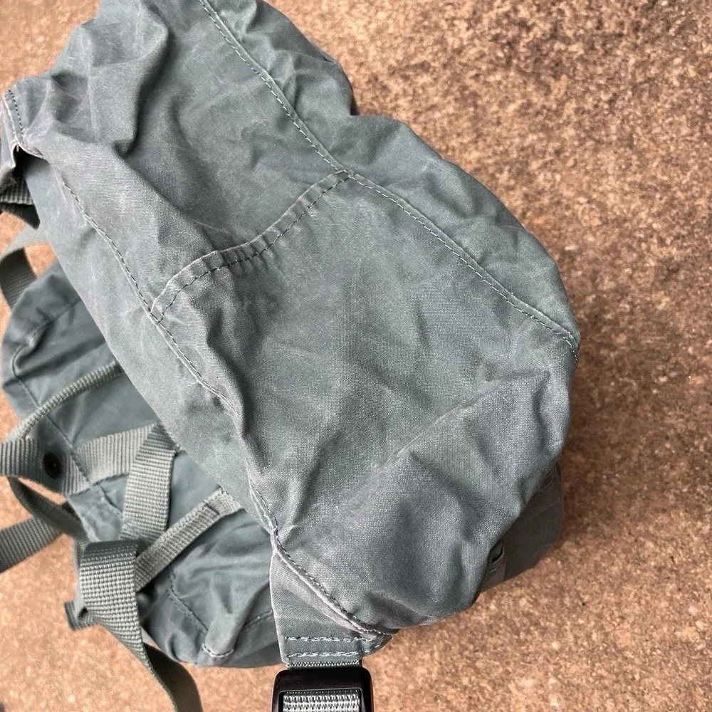 FJALLRAVEN KANKEN Classic Backpack Frost Green Water Resistant Laptop Bag Straps
